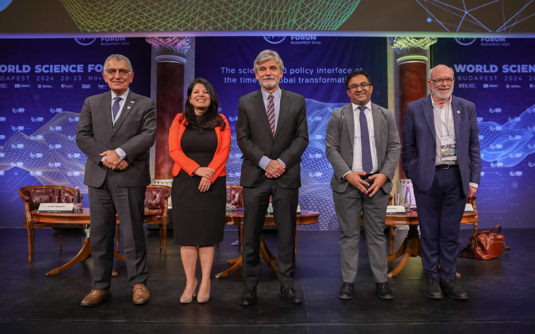 Daniel Filmus participó del Foro Mundial de Ciencia 2024