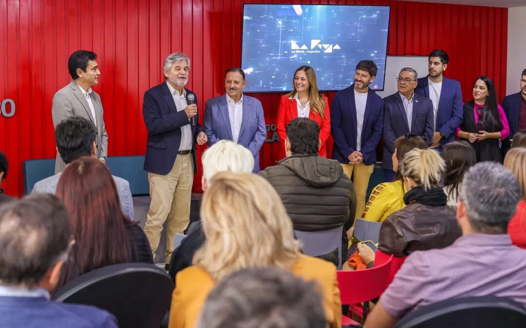 El CIICTI y el gobierno de La Rioja lanzaron un programa de capacitación en IA para PyMEs